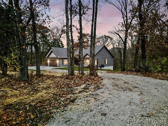 2nd image of 140 Jabin Farm Rd