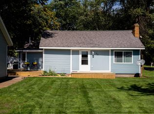 66 Lakeview Ave, Muskegon, MI