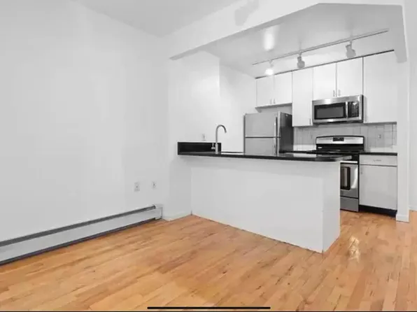 190 East 7th Street image 1 of 13