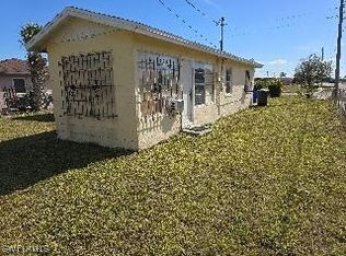 3103 Saint Charles St, Fort Myers, FL 33916
