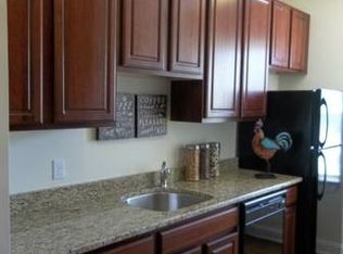 403 River Dr APT 201, Allentown, PA 18109