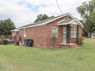 1400 Crusenberry Rd, Rocky Mount, NC 27804