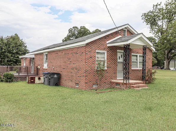 1400 Crusenberry Road, Rocky Mount, NC 27804