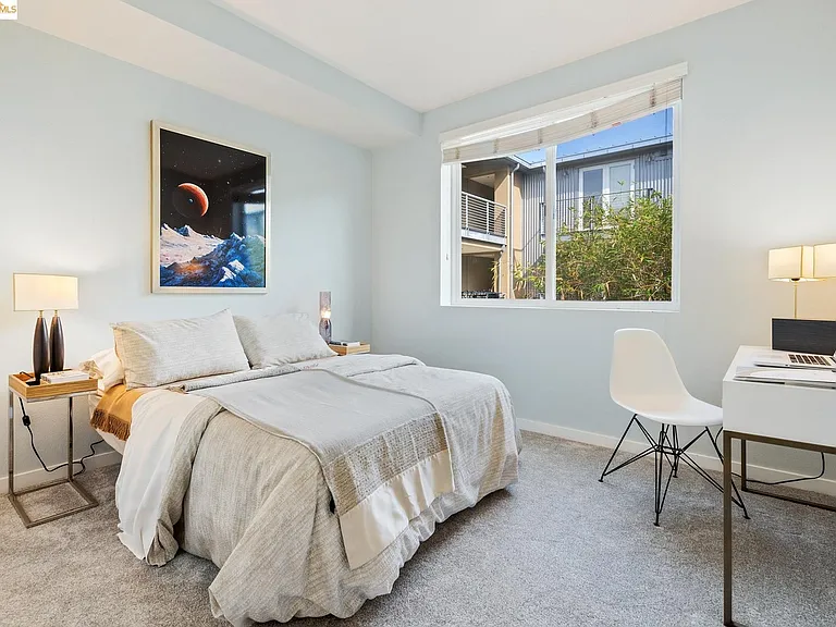 3090 Glascock St #306 — Photo 7