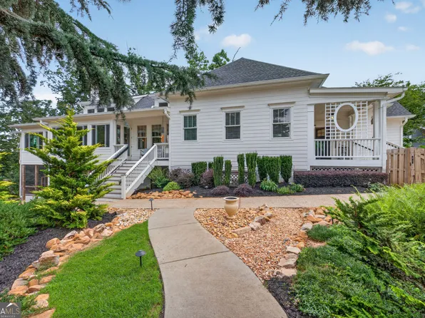 5960 Nachoochee Trl, Flowery Branch, GA 30542