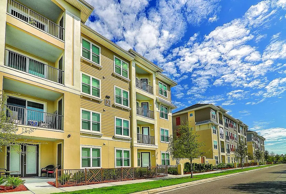 873 Ibis Walk Place N in Saint Petersburg, FL 33716 — Photo 3
