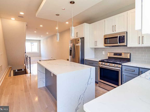3rd image of 1139 E Berks St