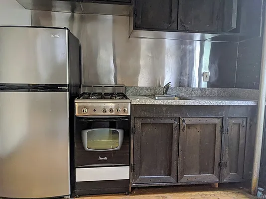 Rented by PocketBroker Inc | media 10