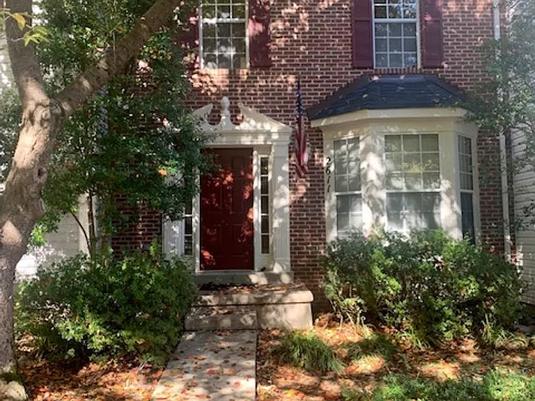2611 Little Vista Ter — Photo 2