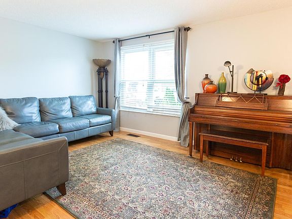 5th image of 1623 Ringfield Dr