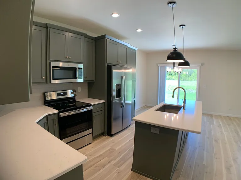 1360 Goldenwood Dr NW — Photo 14