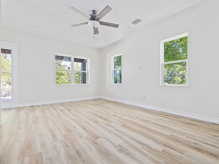 3208 N Rome Ave — Photo 20