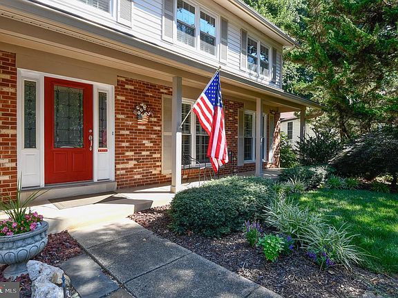 5th image of 7004 Barnacle Pl