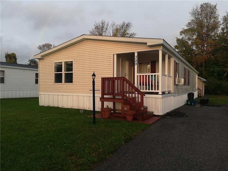 1st image of 389 Sandybrook Dr