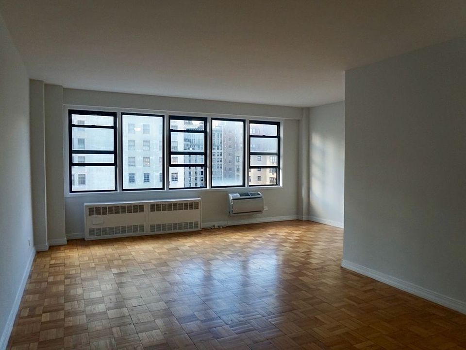 1st image of 200 E 15th St APT 11E