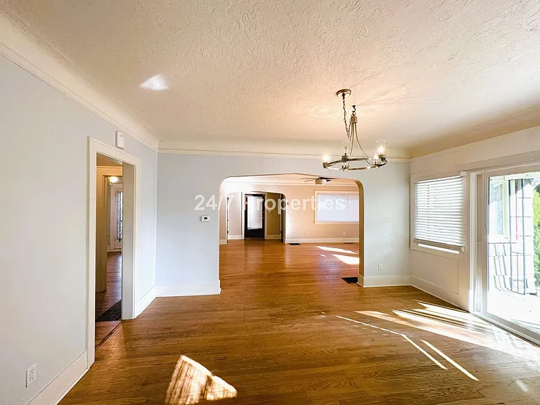 314 NE Lombard St — Photo 6