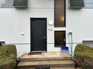 933 N Baker Ave APT 12, East Wenatchee, WA 98802