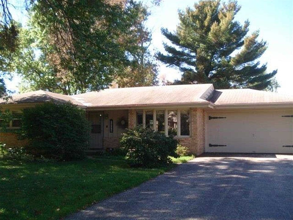 1st image of 2090 Stornway Dr