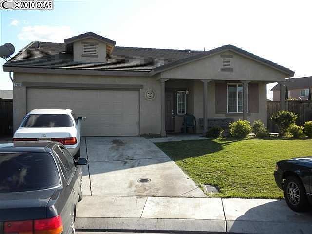 1st image of 2908 Estrella Ave