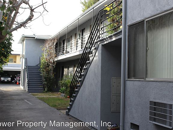 2nd image of 4355 Mammoth Ave APT 3