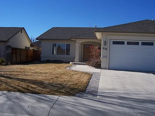 1638 Dogleg Rd photo 1