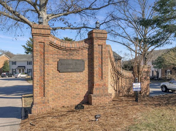 200 Royal Oaks Blvd APT A1, Franklin, TN 37067