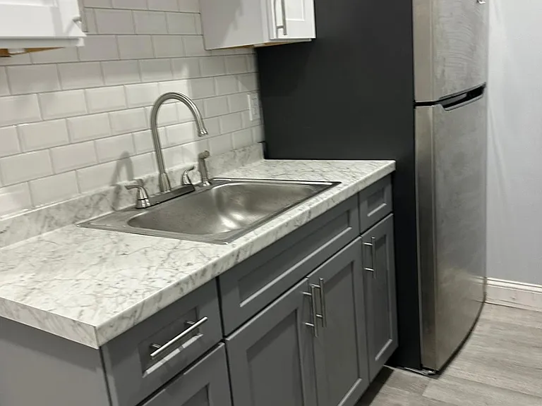 1401 Cotton St #3 — Photo 4