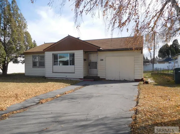 1202 Sunset Ave, Blackfoot, ID 83221