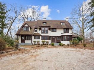 112 Old Field Rd #112, East Setauket, NY 11733