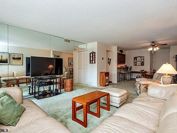 3rd image of 500 Bay Ave APT 610N