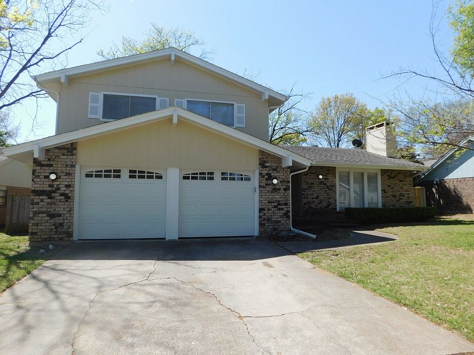 1st image of 626 Madison Ct