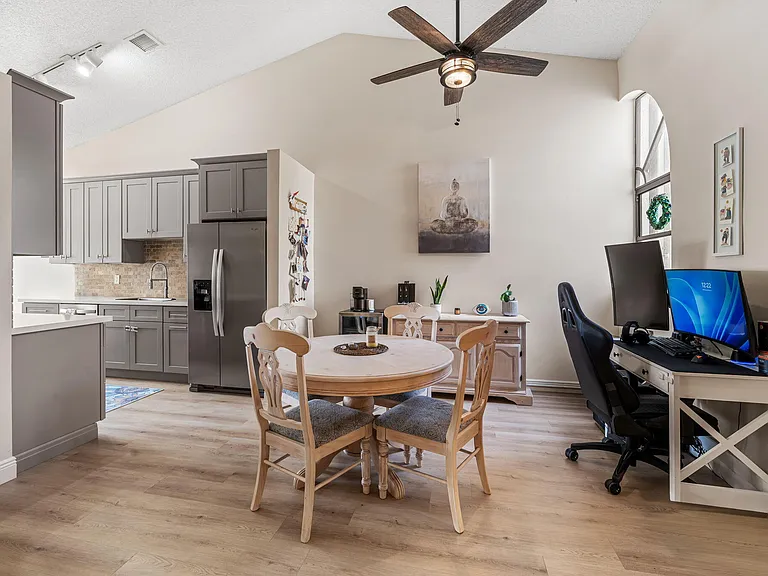 3006 Black Oak Ct #3006 — Photo 8