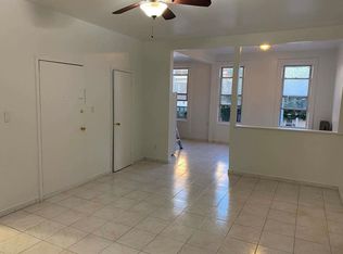 25-68 38th St #2F, Astoria, NY 11103