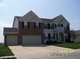 4068 Bassen Dr, Swansea, IL 62226
