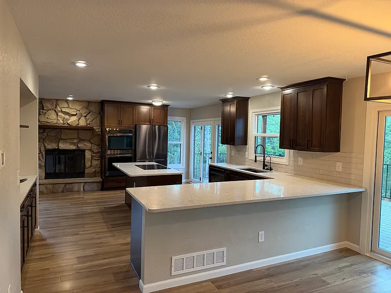 6258 Powell Rd — Photo 3