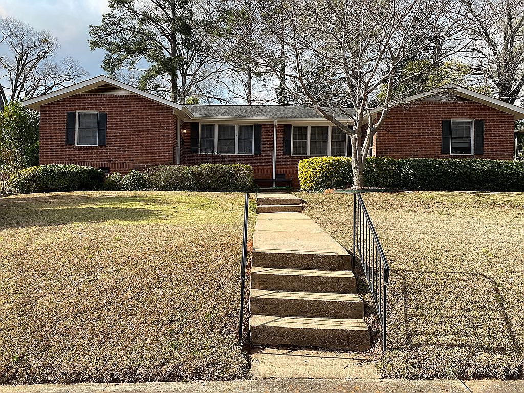 305 Jennings Ave, Greenwood, SC 29649 Zillow
