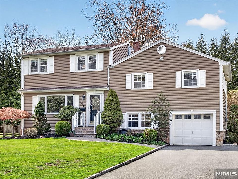 1st image of 232 Momar Dr