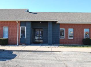 2103 Eastland Dr #A, Bloomington, IL 61704