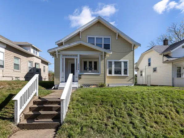 2534 Marquette Pl, Dubuque, IA 52001