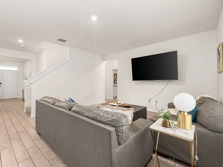 1443 NW 140th Way — Photo 9