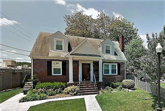 1st image of 2414 N Kensington St