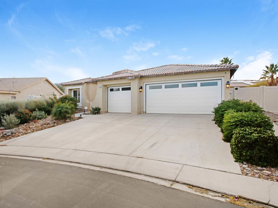 1st image of 64145 Yosemite Ln