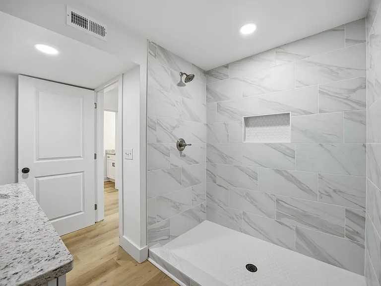 2903 15th Ave #101 — Photo 16