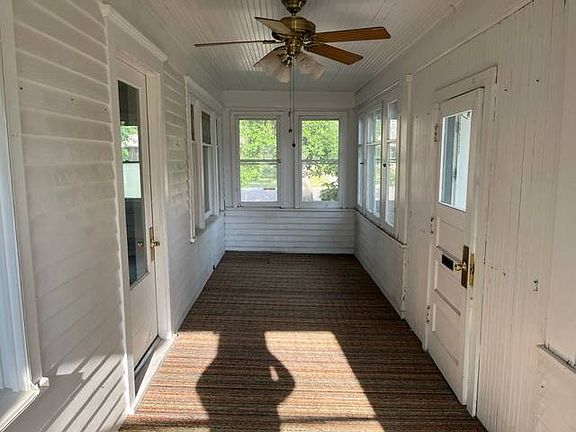 5th image of 502 E 5th Ave
