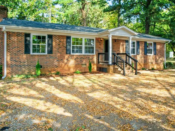 816 Plank Rd, South Hill, VA 23970