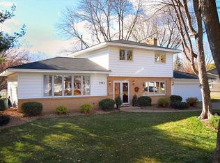 3864 Independence Ave N, New Hope, MN 55427