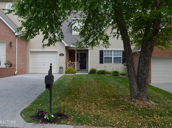 2714 Knob Creek Ln, Knoxville, TN 37912