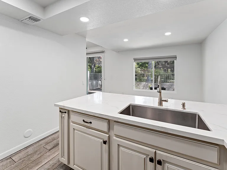 2317 Sandbar Dr #204 — Photo 15