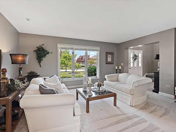 5th image of 8627 Wyman Dr