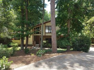 8611 Creekview Ct, Douglasville, GA 30135